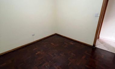 Casa de 3 AMBIENTES ubicada a 150 metros de la estación