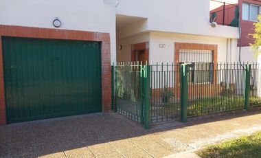 Casa 3 Ambientes EN ALQUILER, La Pampa 100, Villa Udaondo, Ituzaingó