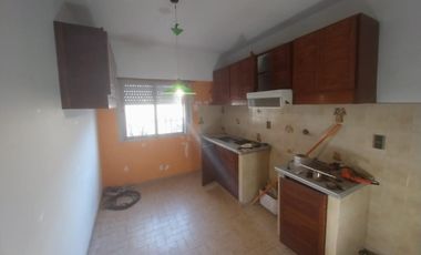 Casa 3 Ambientes EN ALQUILER, La Pampa 100, Villa Udaondo, Ituzaingó