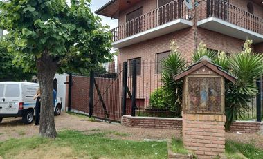Chalet 3 amb - Lote 10x20