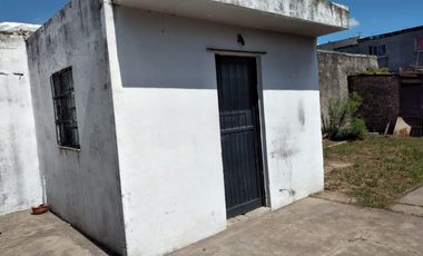 VENTA CASA AMERICANA 4 AMBIENTES MORÓN