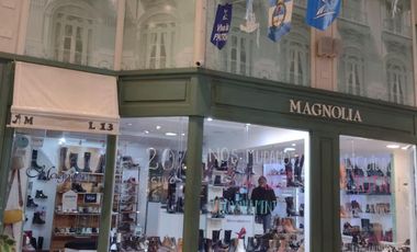 Dos locales unificados en alquiler