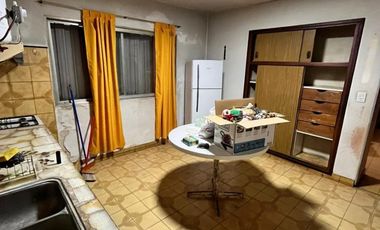 excelente propiedad casa y local comercial