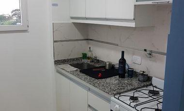 EXCELENTE DEPARTAMENTO DE 1 AMBIENTE CON BALCON