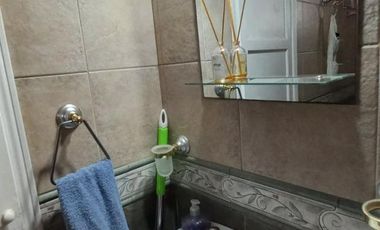 VENTA CASA SOBRE LOTE PROPIO, LANUS ESTE PRECIO REBAJADO