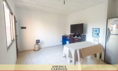 CASA CON DOS LOCALES A ESTRENAR 4 AMBIENTES, GRAL. RODRIGUEZ