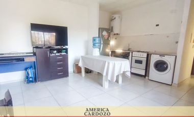 CASA CON DOS LOCALES A ESTRENAR 4 AMBIENTES, GRAL. RODRIGUEZ