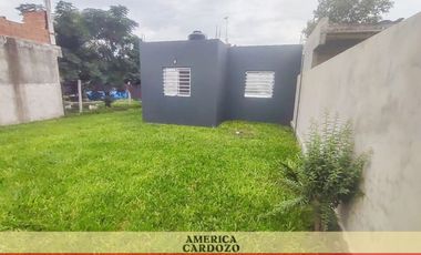 CASA CON DOS LOCALES A ESTRENAR 4 AMBIENTES, GRAL. RODRIGUEZ