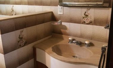 CASA PH DE 5 AMBIENTES EN EXCELENTE CONDICIONES