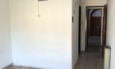 CASA PH DE 5 AMBIENTES EN EXCELENTE CONDICIONES