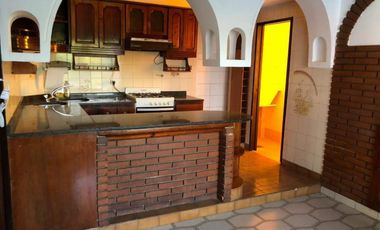 CASA PH DE 5 AMBIENTES EN EXCELENTE CONDICIONES