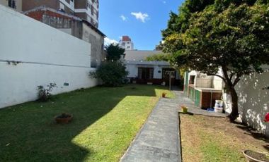 CASA EN VENTA DE 4 AMBIENTES