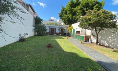 CASA EN VENTA DE 4 AMBIENTES