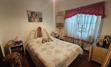 VENTA DE CASA CUATRO AMB, ZONA VILLA BALLESTER