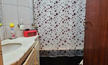 VENTA DE CASA CUATRO AMB, ZONA VILLA BALLESTER