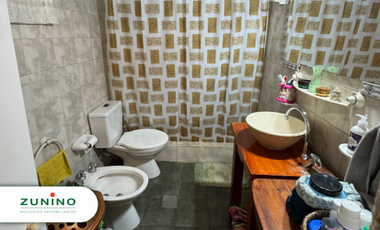 Casa de tres ambientes a la venta en San Miguel