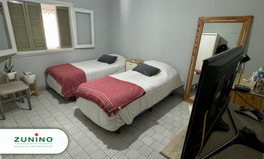 Casa de tres ambientes a la venta en San Miguel