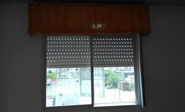 LA TABLADA-ALQUILER- DEPARTAMENTO 2 AMBIENTES CON TERRAZA
