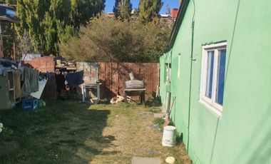 Vivienda en venta con excelente ubicación.