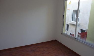 VENTA DE EXCELENTE DUPLEX 3 AMBIENTES EN LUIS GUILLÓN - 4 COCHERAS