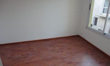VENTA DE EXCELENTE DUPLEX 3 AMBIENTES EN LUIS GUILLÓN - 4 COCHERAS