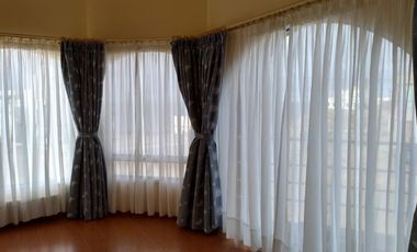 Muy linda casa en venta con vista al mar