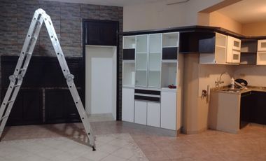 Muy linda casa en venta con vista al mar