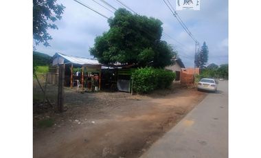 ref 925a candelaria/Cali/vendo lote con mejora