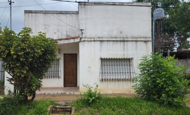 RETASADA VENTA CASA CENTRICA - SAN JOSE - E.R.