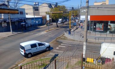 PROPIEDAD EN VENTA esquina ideal emprendimiento RETASADA