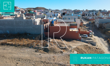 #Venta_RUKAN | TERRENO EN VENTA | Barrio VISTA HERMOSA (Vista Panorámica al Mar) | calle PERITO MORENO | Caleta Olivia.- | Lote de 256m2. | Título de