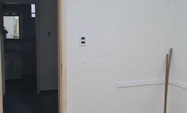 DEPARTAMENTO TIPO CASA AL FRENTE 2 AMBIENTES PEQUEÑOS, VILLA LUZURIAGA.