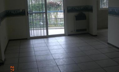 DEPARTAMENTO 3 AMB CON COCHERA,COMPLEJO CON PISICINA Y PARRILL TIGRE LINIERS 483