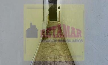 Venta de inmueble en block en San Justo. Consulte