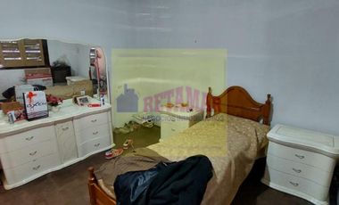 Venta de inmueble en block en San Justo. Consulte