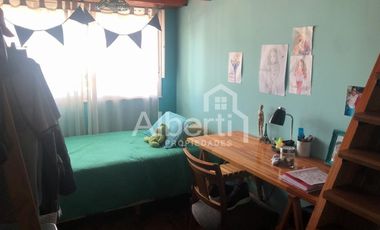 VENTA - CASA P.H. - HAEDO - 5 CUADRAS DE LA ESTACIÓN.