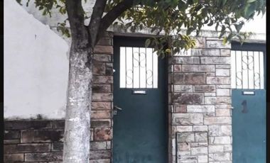 CASA EN PLANTA ALTA DE 3 AMBIENTES CON COCHERA.