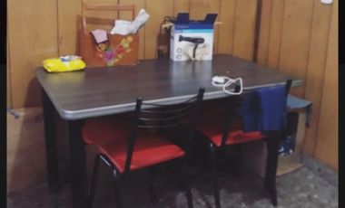 CASA EN PLANTA ALTA DE 3 AMBIENTES CON COCHERA.