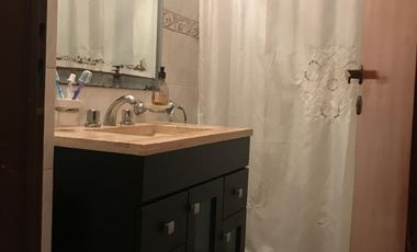 VENTA - TAPIALES - EXCELENTE DUPLEX 4 AMBIENTES CON GARAJE  AL FRENTE