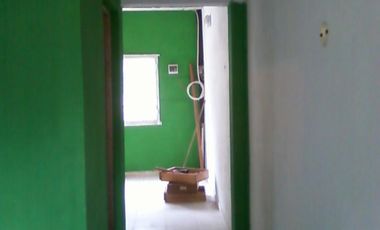 Departamento en ALQUILER con un dormitorio en Monte Grande, sin chicos ni mascotas.-