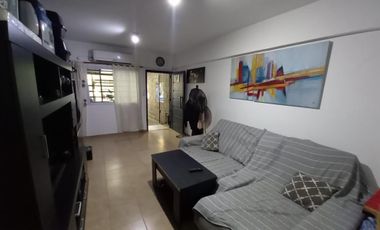 Hermoso duplex en Forest 1945, Aldo Bonzi.