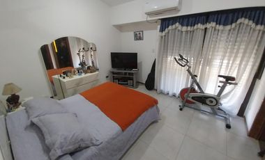 Chalet 5 ambientes EN ALQUILER, Besares 500, Ituzaingó