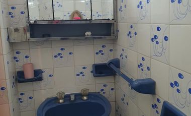 Casa al frente , 3 amb c/coch. El Palomar