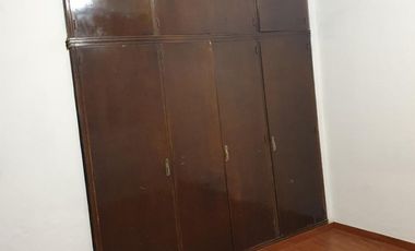 Casa al frente , 3 amb c/coch. El Palomar