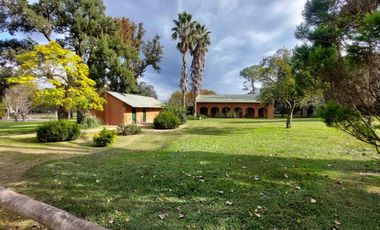 Alquiler Casa Club de Campo Los Quinchos, Pilar