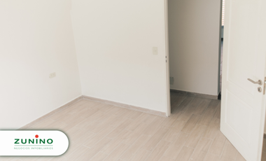 Hermosa casa de cinco ambientes en Pilar a la venta