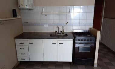 DEPARTAMENTO 2 AMBIENTES PLANTA BAJA CON PATIO , VILLA LUZURIAGA