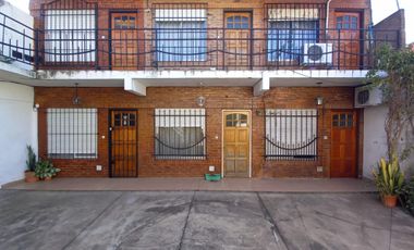 DEPARTAMENTO 2 AMBIENTES PLANTA BAJA CON PATIO , VILLA LUZURIAGA