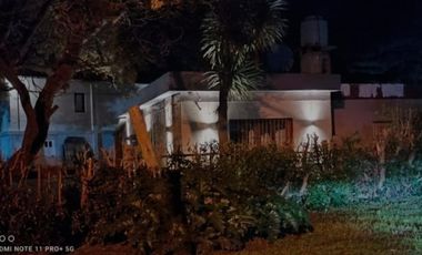 VENDO CASA 4 AMB CON LOSA GRAN PARQUE A METROS DE LA COSTA