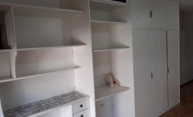 ** APTO CREDITO ** Departamento de 1 Amb ** A Mts de la Estacion **